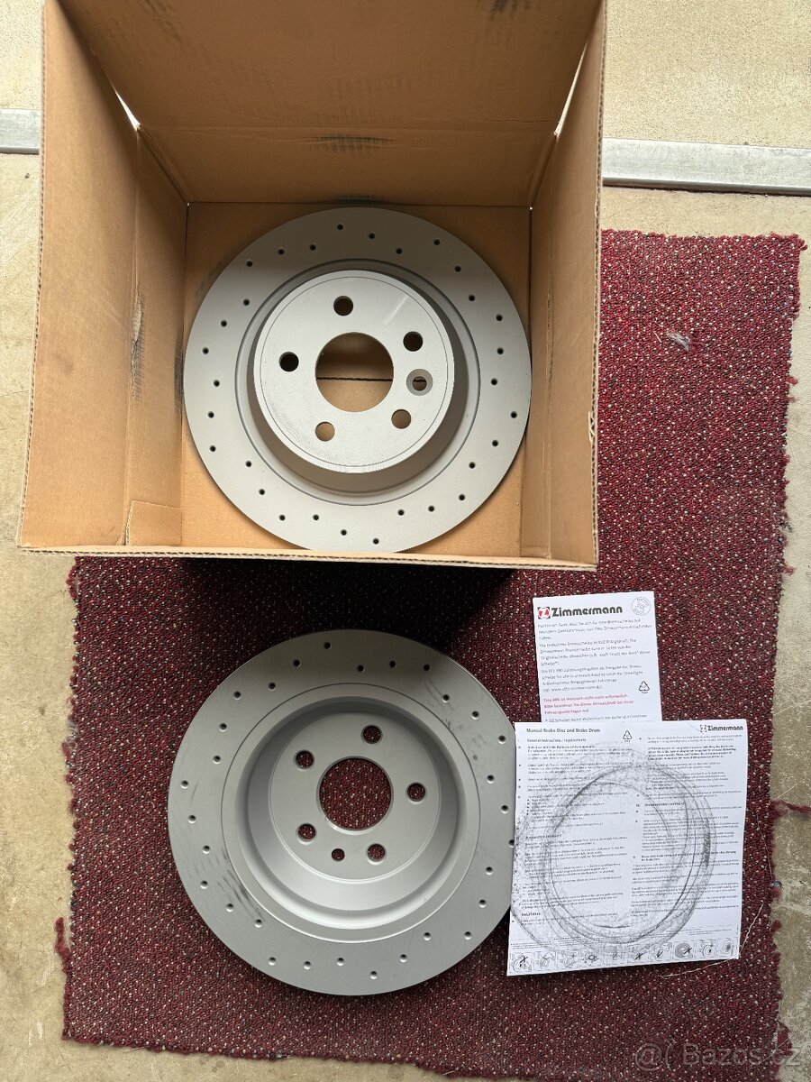 Zadní brzdové kotouče ZIMMERMANN250.1361.52 Focus RS 2009/11 - 2