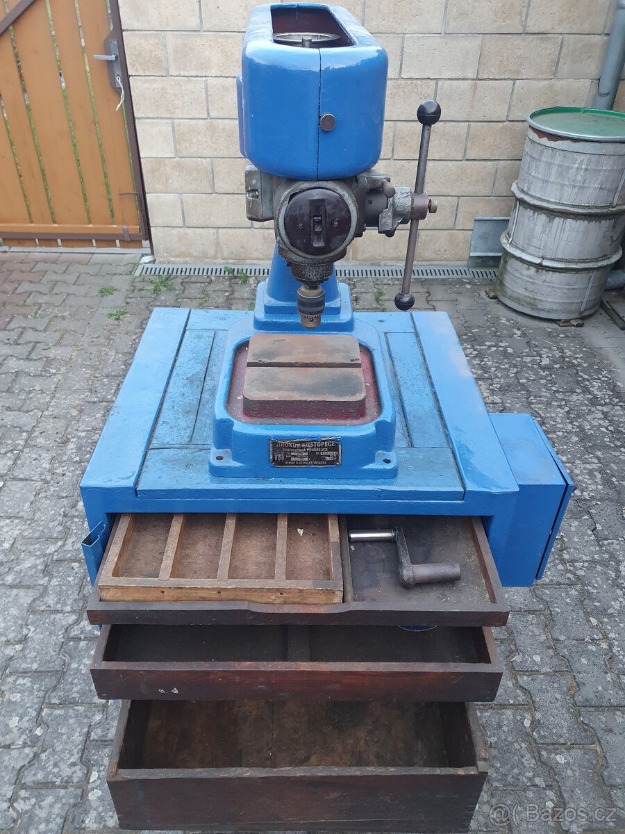 Stolni el. vrtacka Jihokov Hustopece V10 - 2