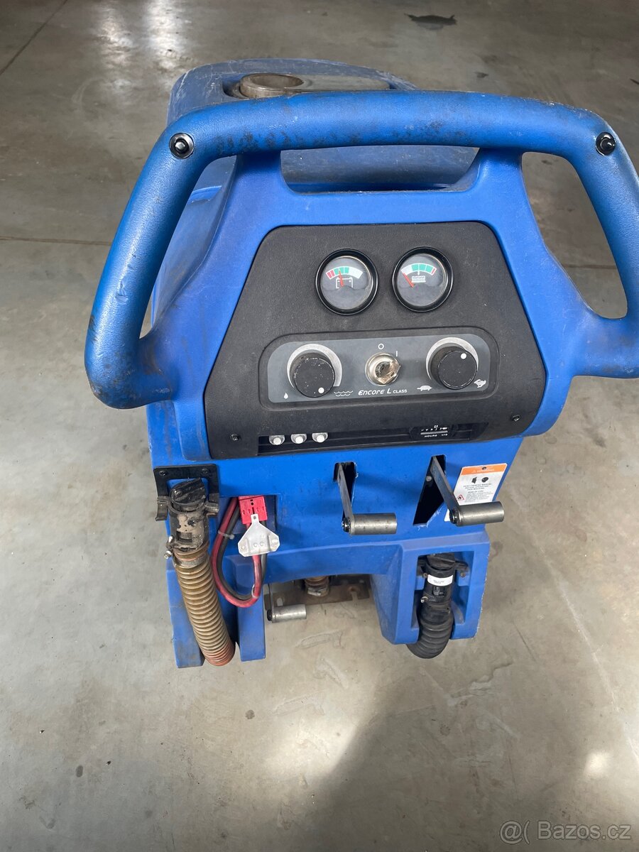 Podlahový mycí stroj NILFISK ALTO L20 - 2