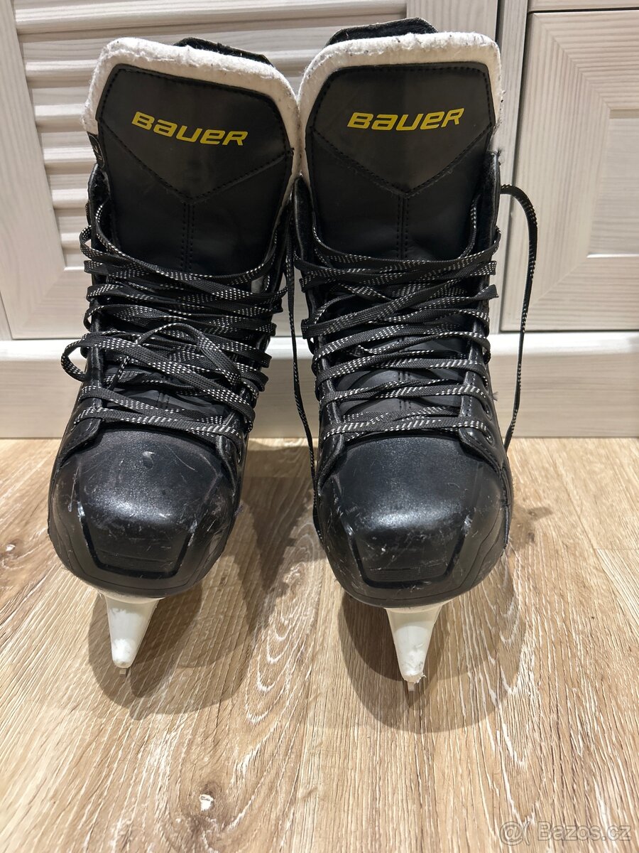 Brusle Bauer Supreme S140 - 2