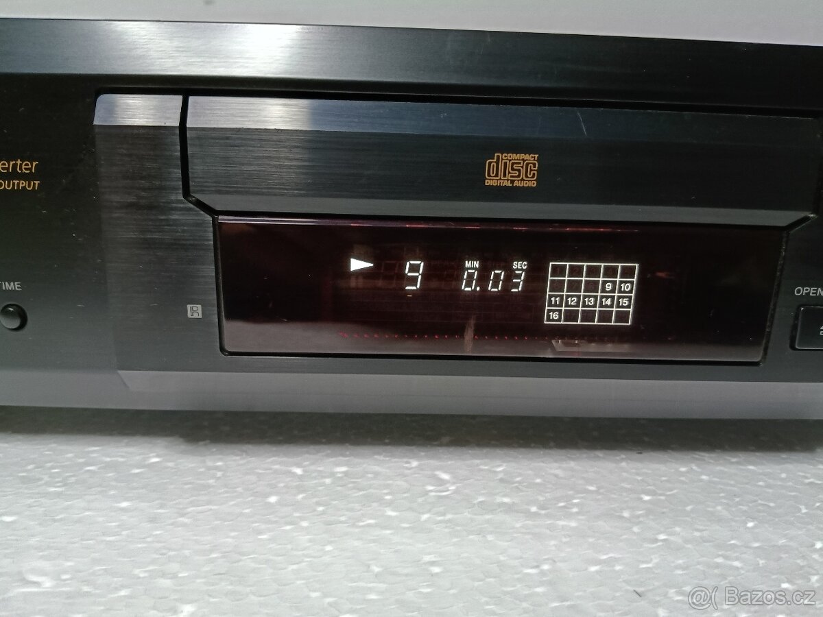 Sony CDP-XE330 CD přehrávač - 2