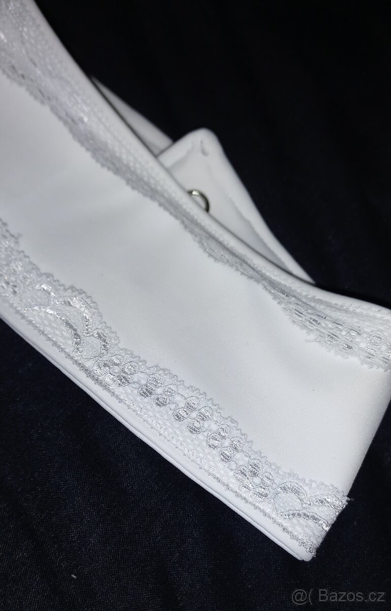 Límeček s krajkou - 2