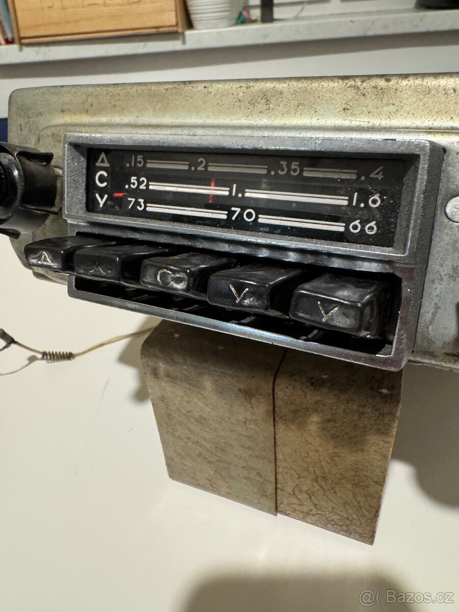 Radio Gaz 24 Volha 1 model AT-66 - 2