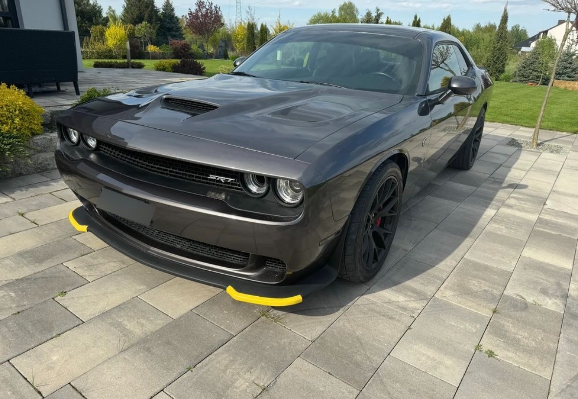 Dodge Challenger Hellcat - 2