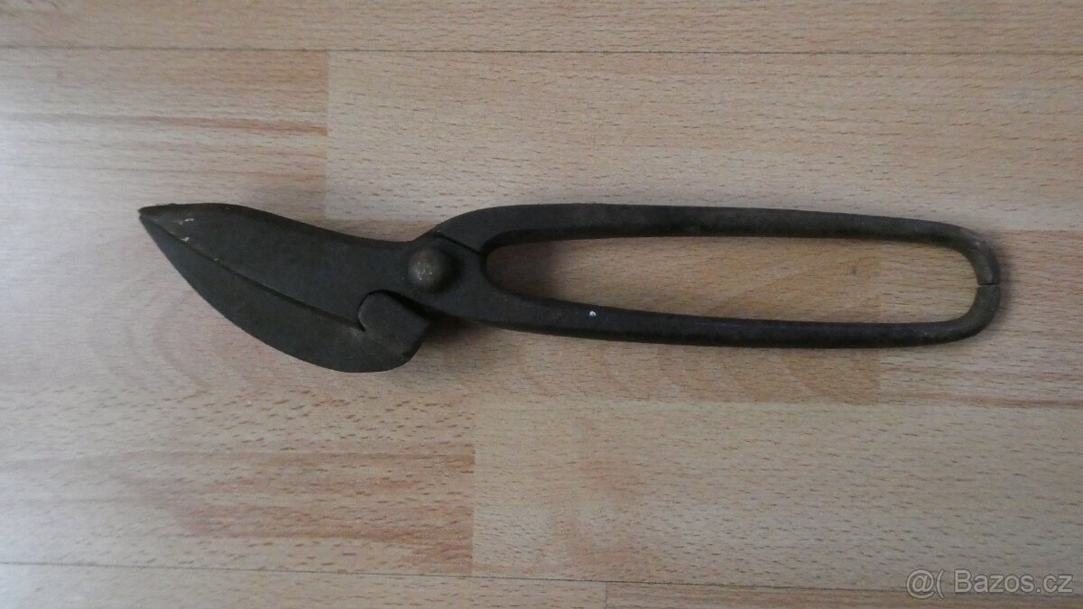 Nůžky na plech - 2