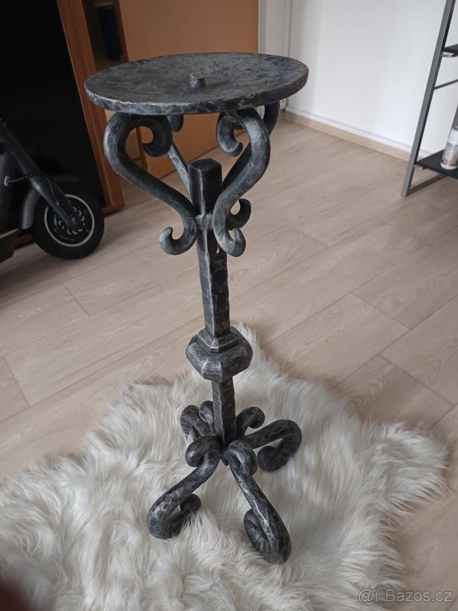 ruční kovaná práce - 2