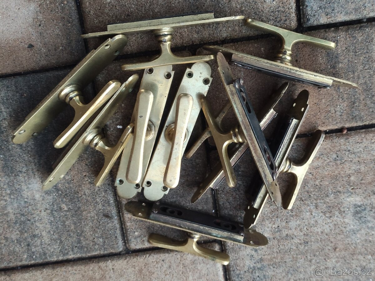 Mosazné okenní kličky - 10ks - 2