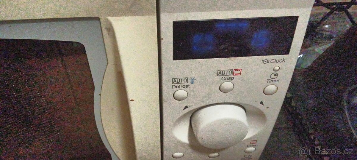 mikrovlnka whirlpool vip20 - 2