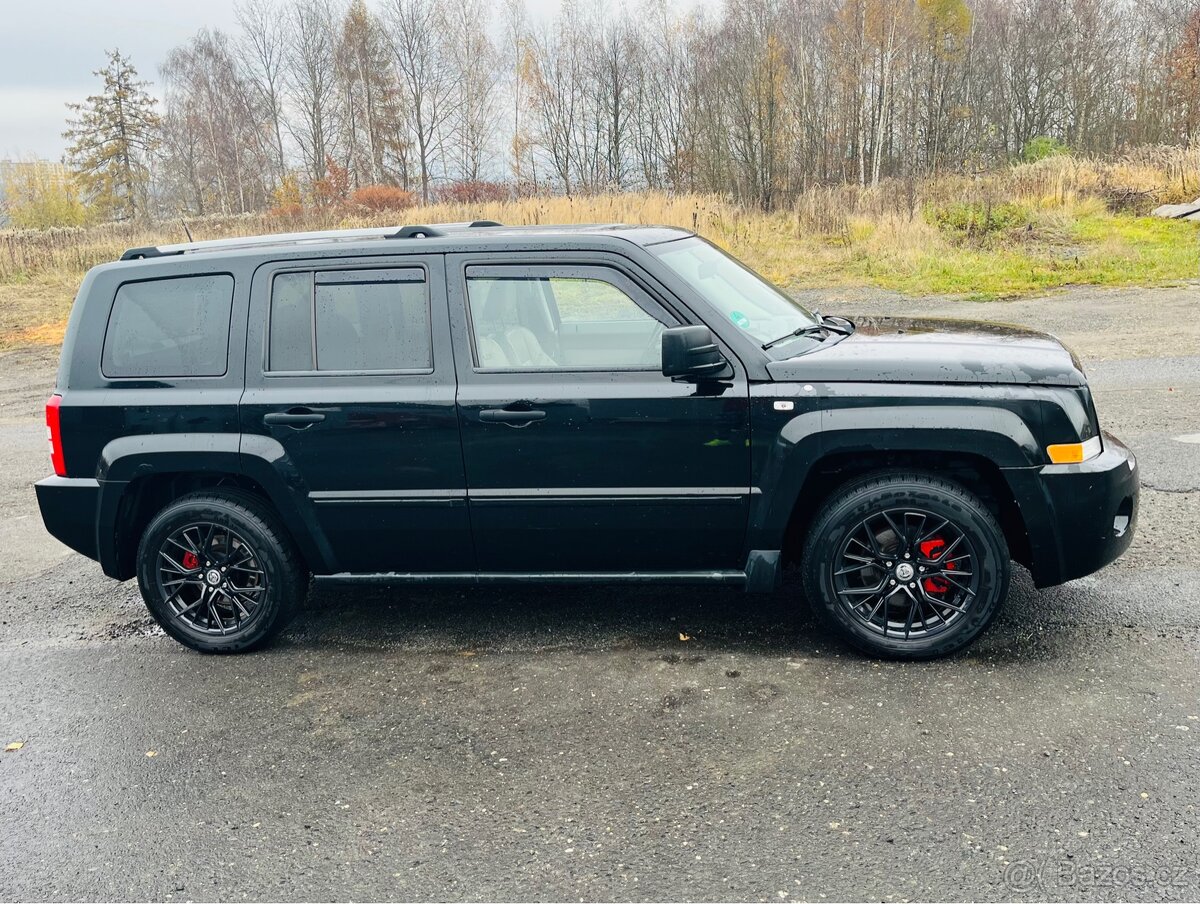 JEEP PATRIOT 2,4 benzín - 2