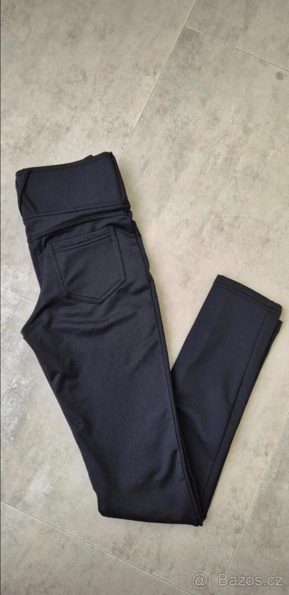 Stahující dámské legíny - 2