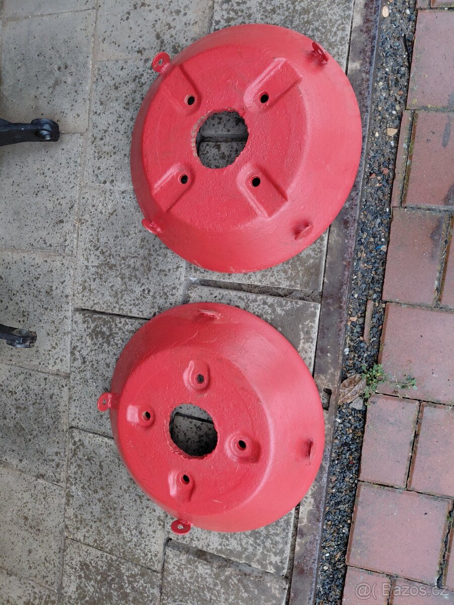 Prodám závaží do kol Zetor - 2