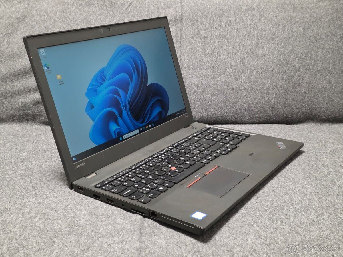 15,6 ThinkPad T560 super stav i5 8GB SSD 256GB, 3h bat - 2