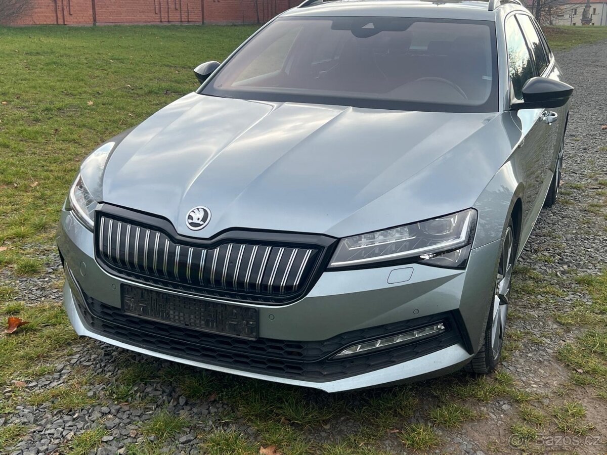 ŠKODA SUPERB KOMBI 1.4 TSi iV SPORTLINE - 2
