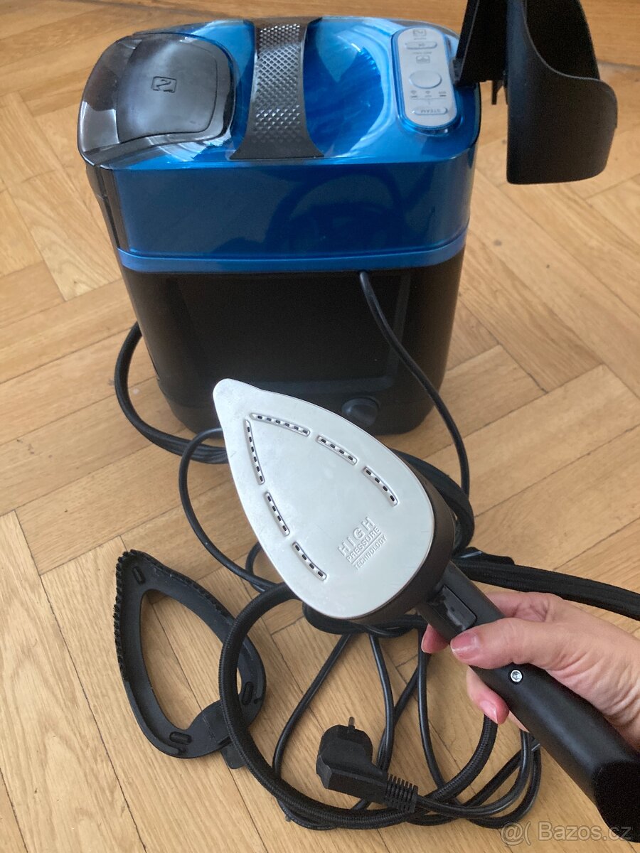 Napařovač oděvů Tefal Cube UR20XX - 2
