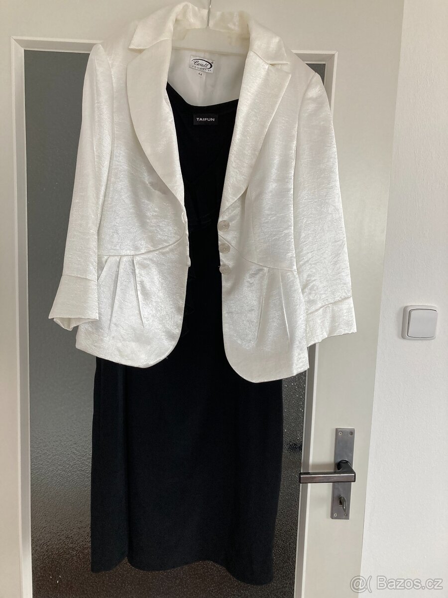 Šaty zv. koktejlky - 2