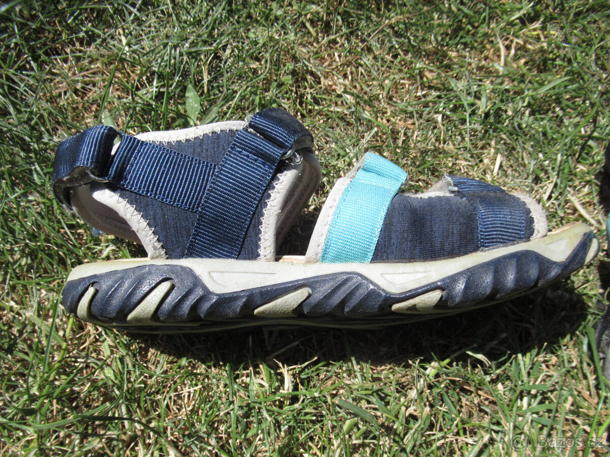 Dětské sandály - velikost 33 - krátce používané - nepoškozen - 2