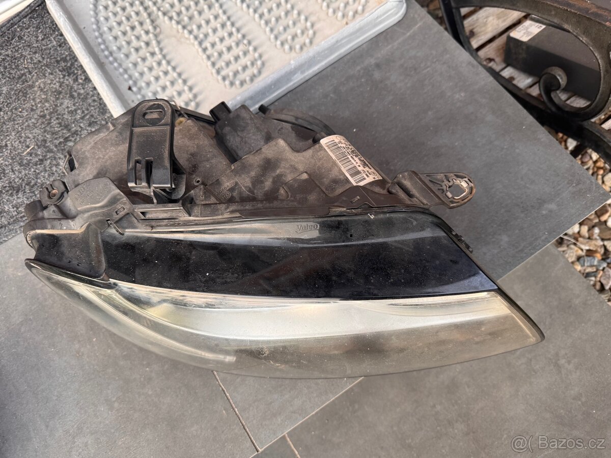 Přední pravé světlo bi-xenon s AFS Audi A5/S5 - 2