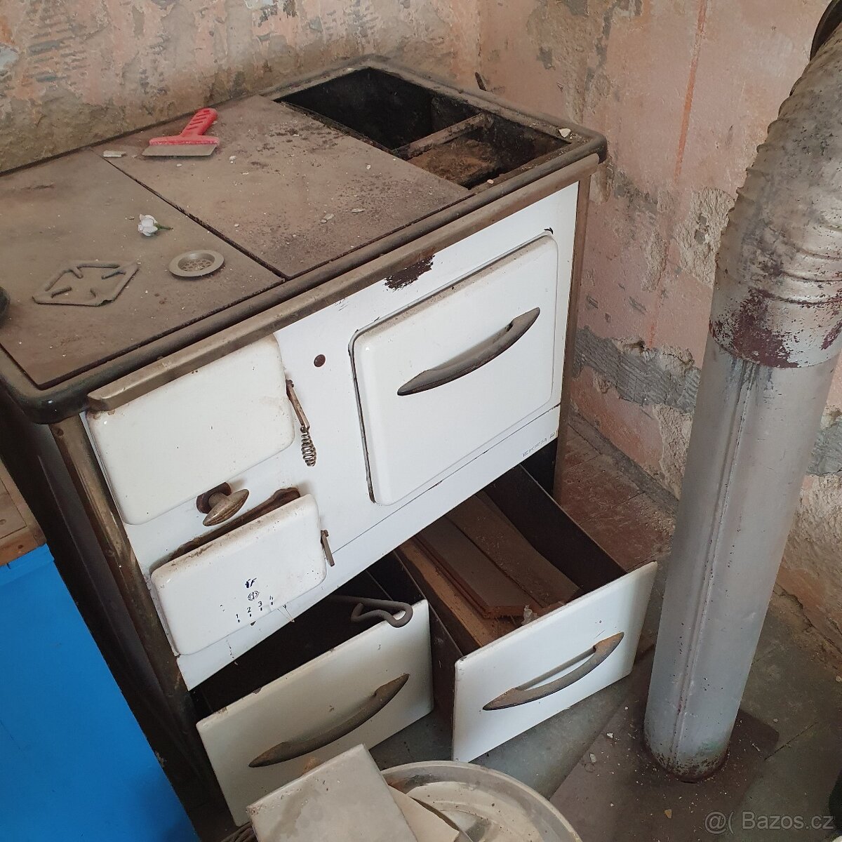 Kamna na topení, vaření i pečení - 2