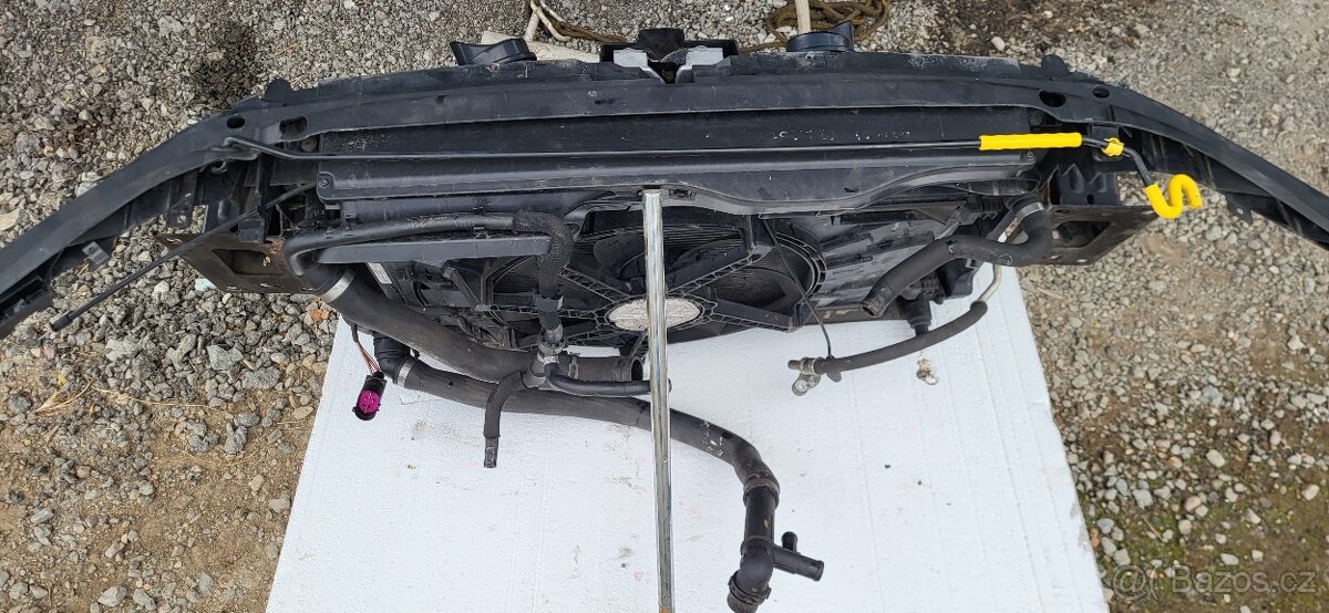 Prodám Kompletní chlaď.stěnuŠkodaOct1.6tDi,1.2tsi.rok2016+ - 2