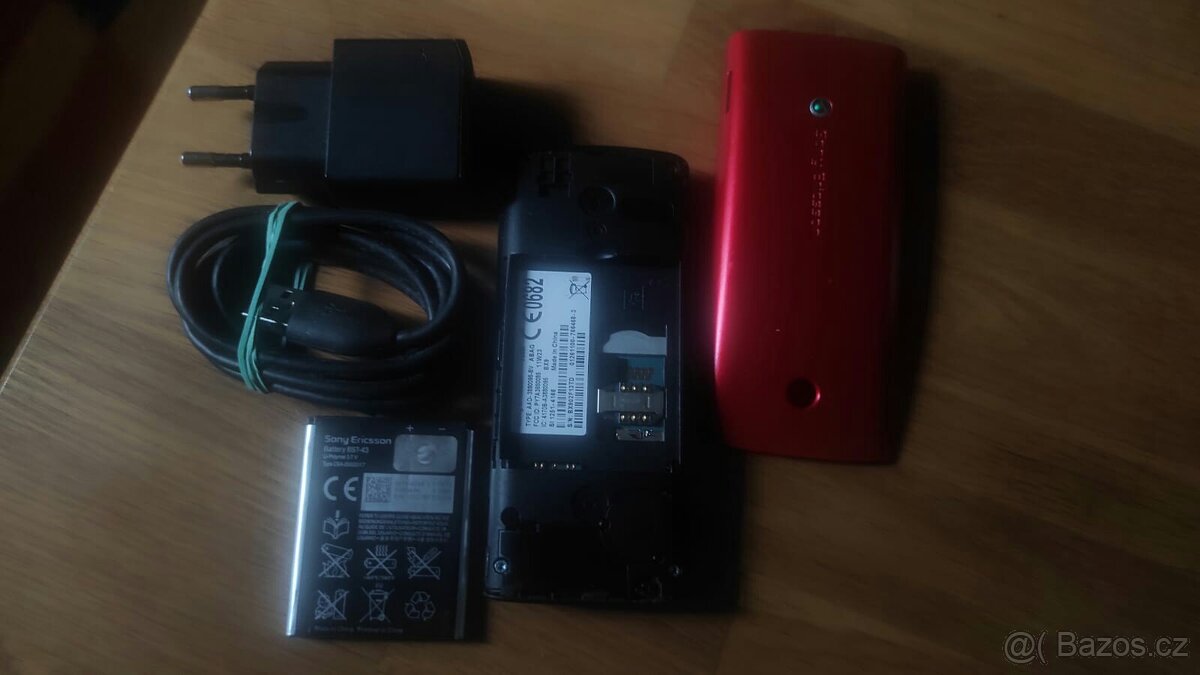Sony Ericsson J108i - 2