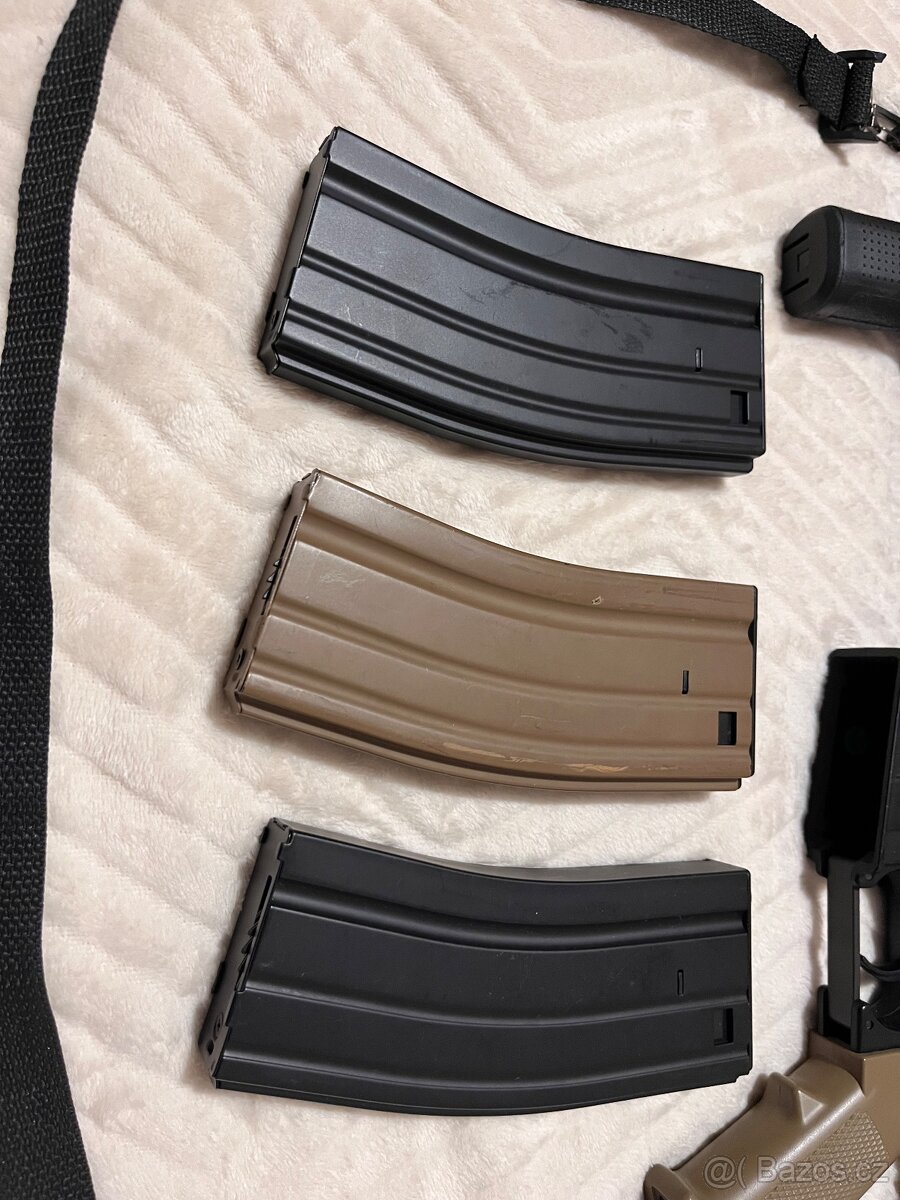 Airsoft M4A1 CQBR - 2