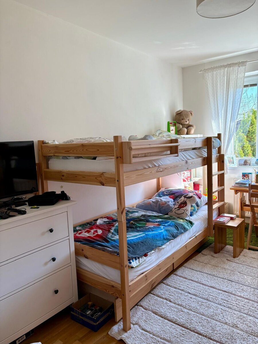 Masivní borovicová patrová postel - 2