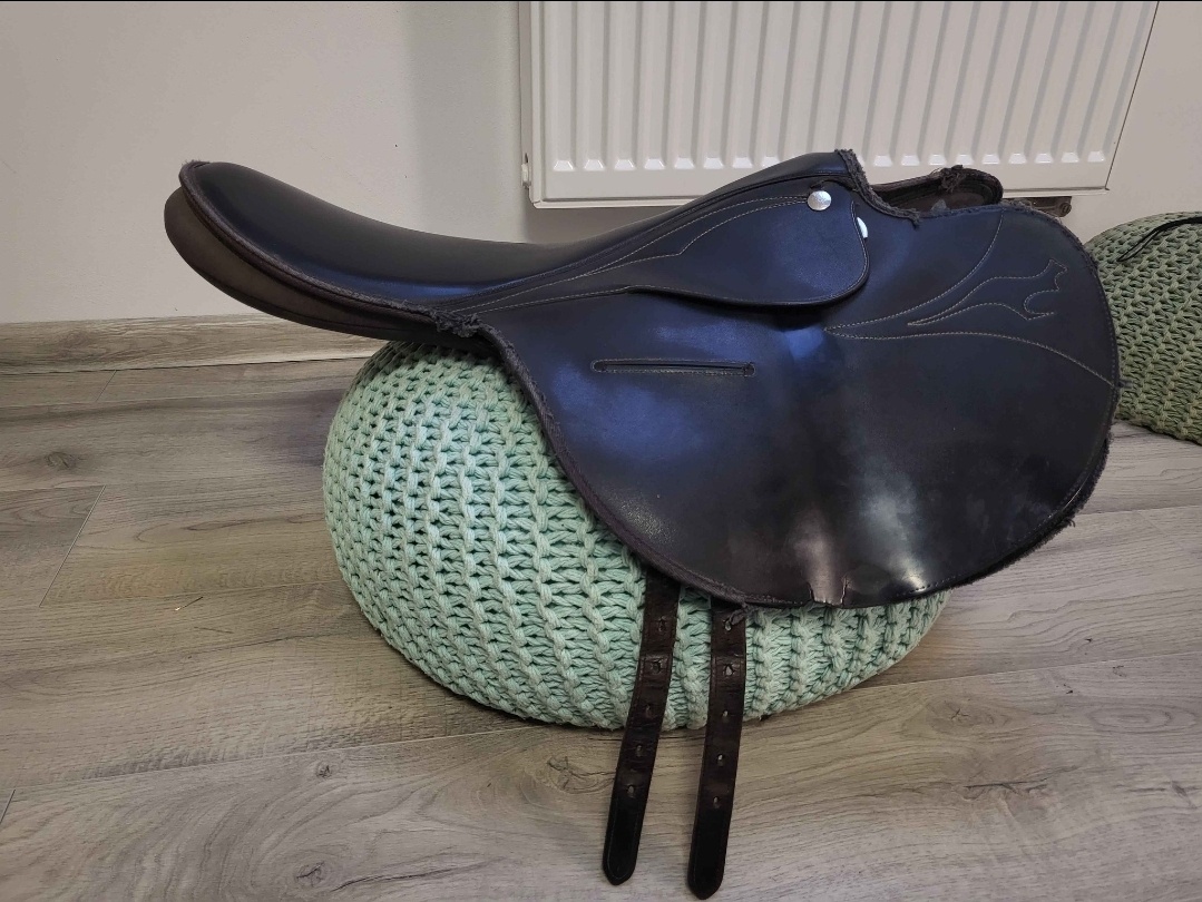 Dostihové sedlo wintec + třmeny - 2