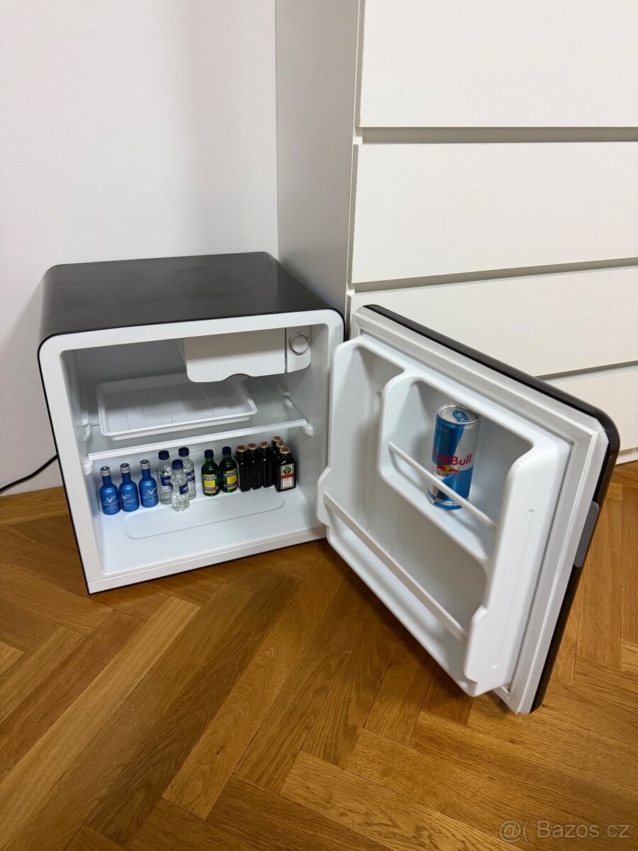 Mini lednička 47l - 2