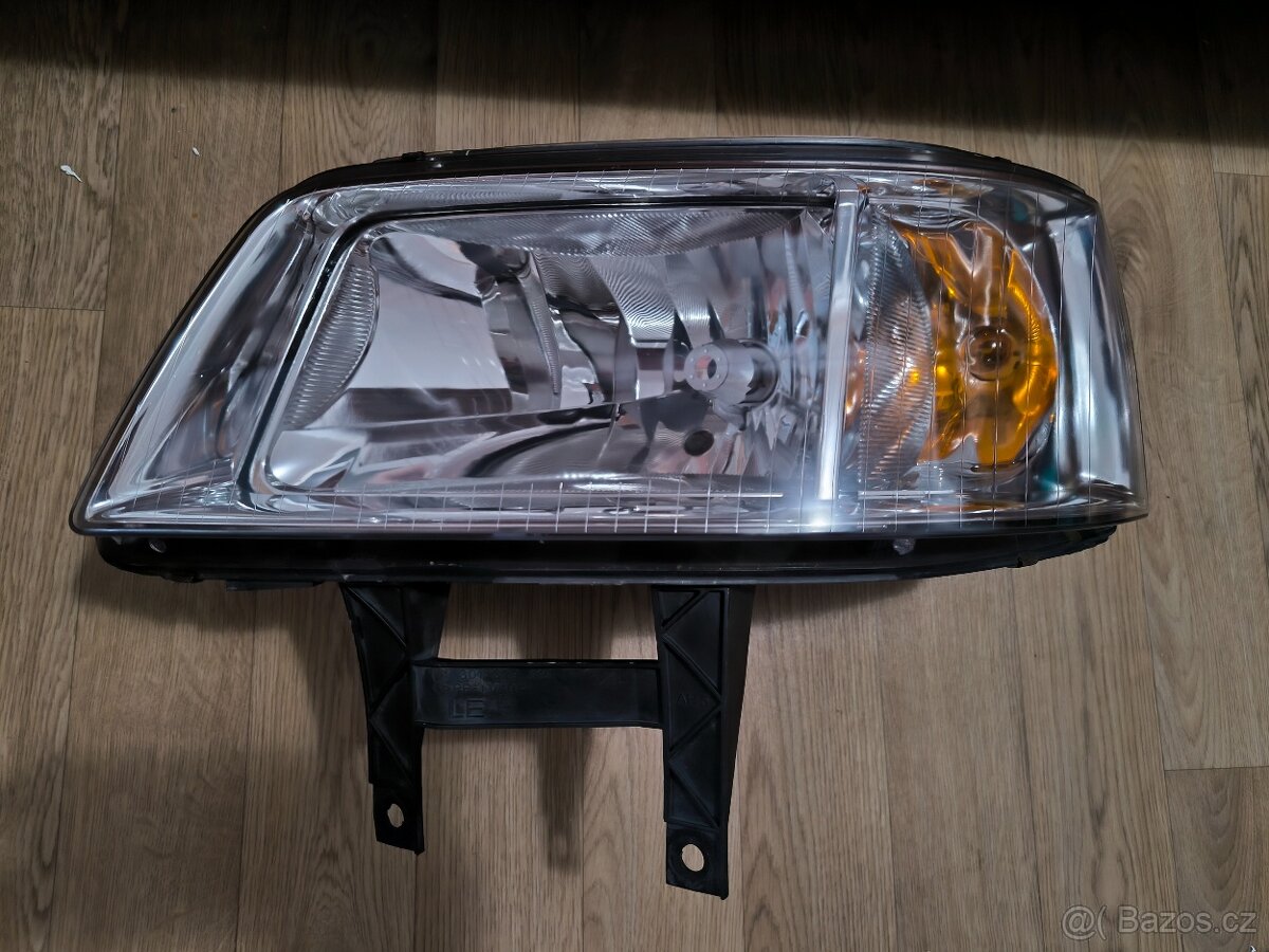 Originál světlo VW T5 - 2