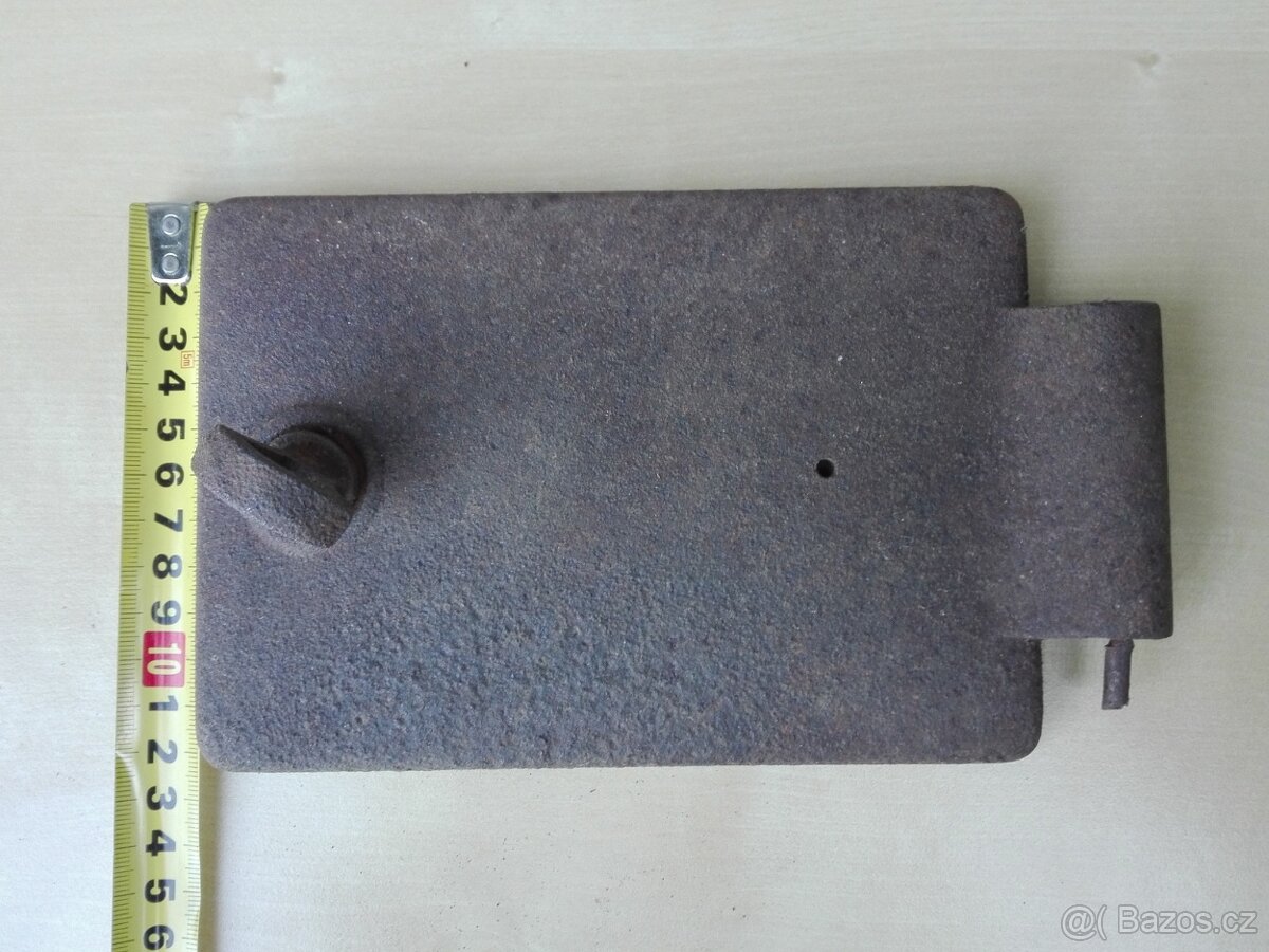 STARÁ DVÍŘKA KE KAMNŮM - 2