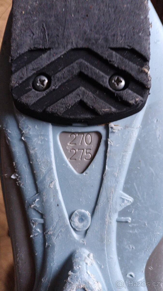 lyžáky vel. 42 (270-275mm) - 2
