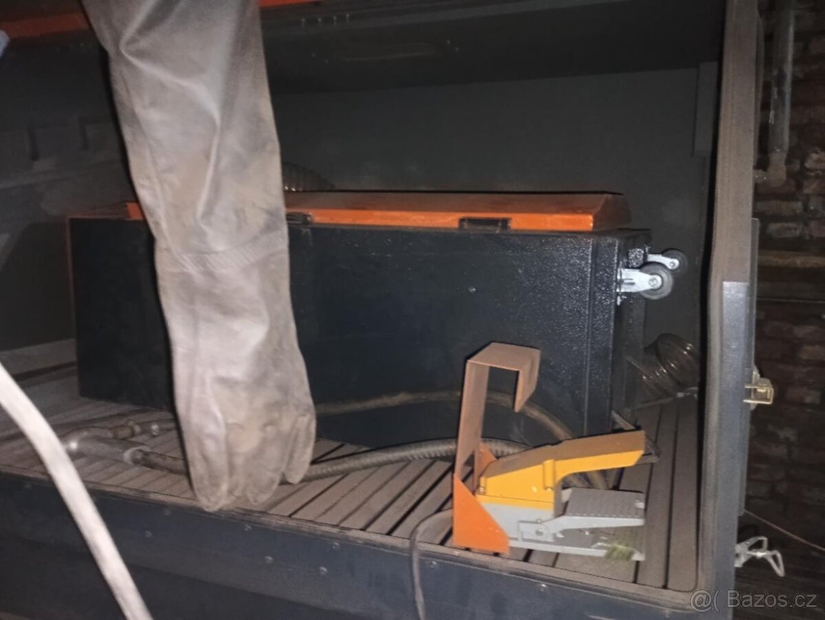 Pískové tryskací zařízení eVirgo - 2