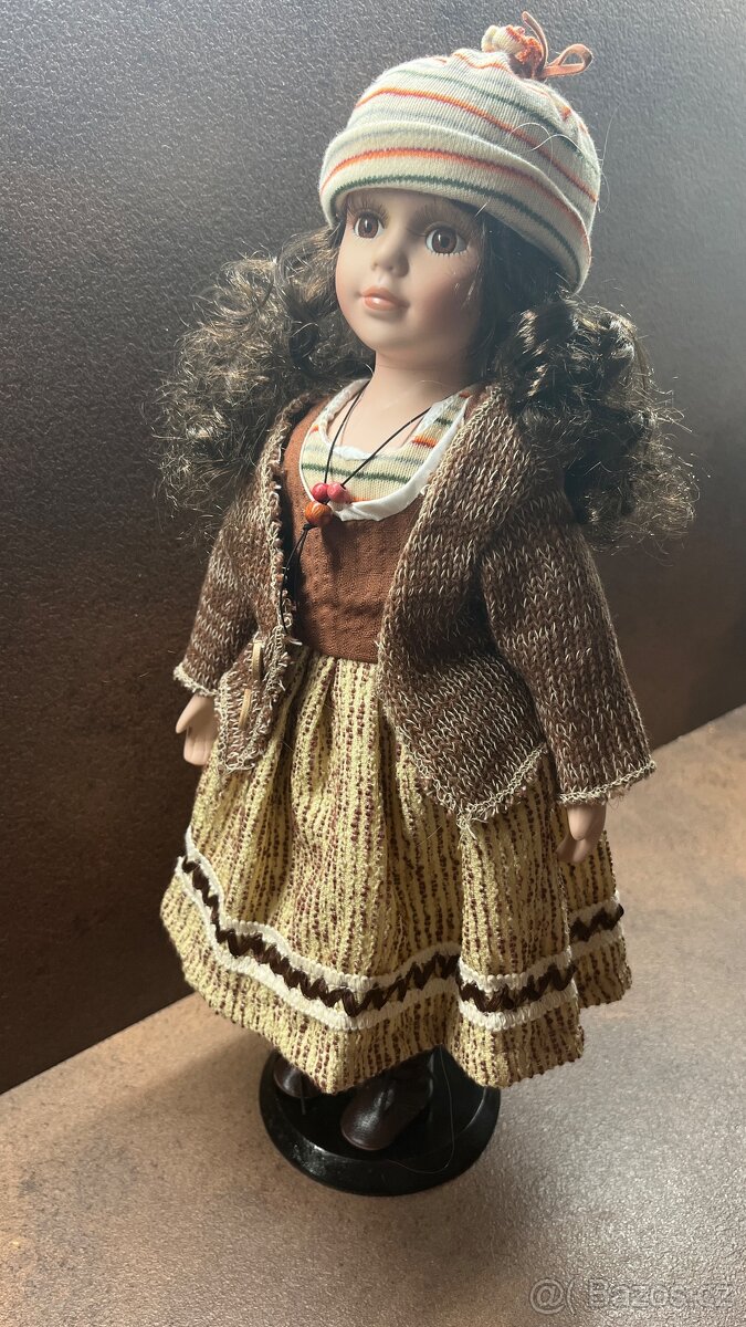 Porcelanová panenka - 2