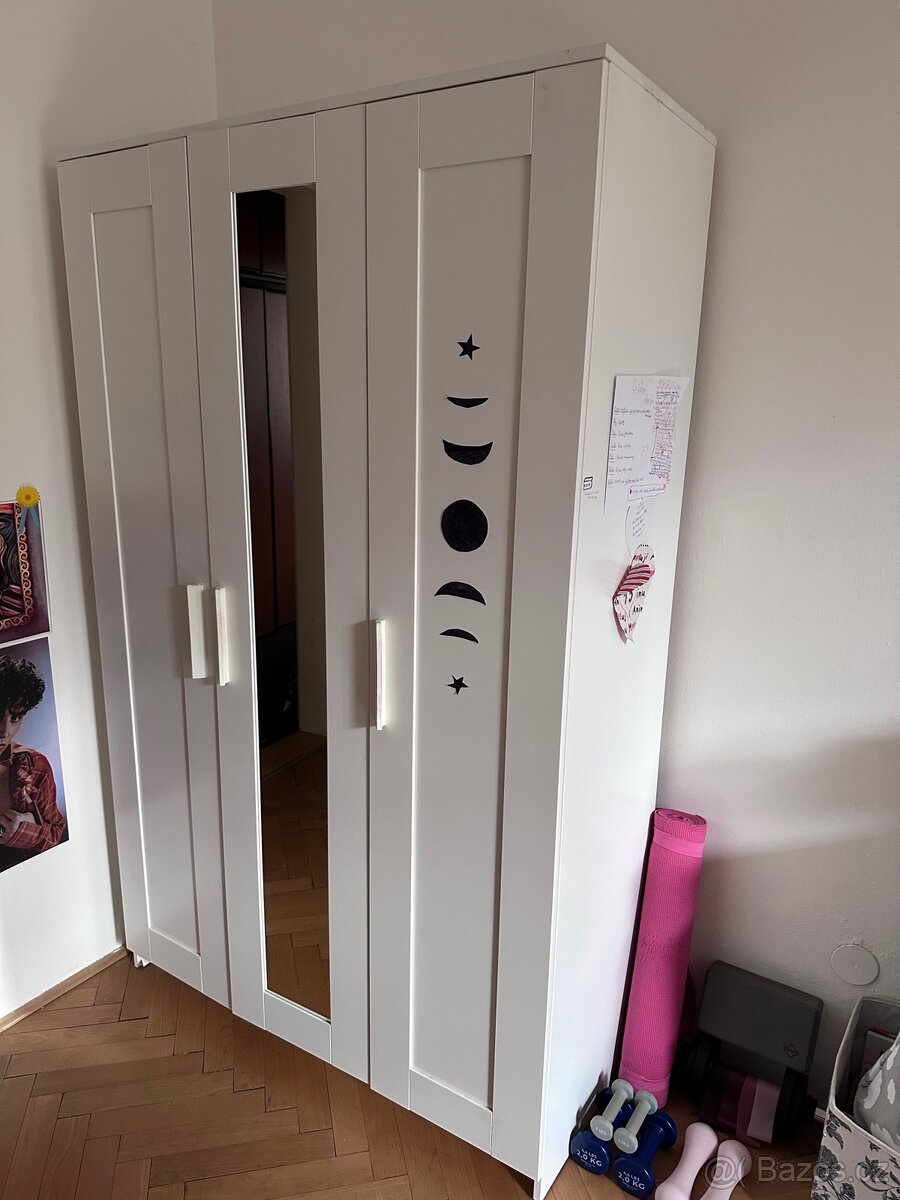 Šatní skříň IKEA Brimnes se 3 dveřmi - 2
