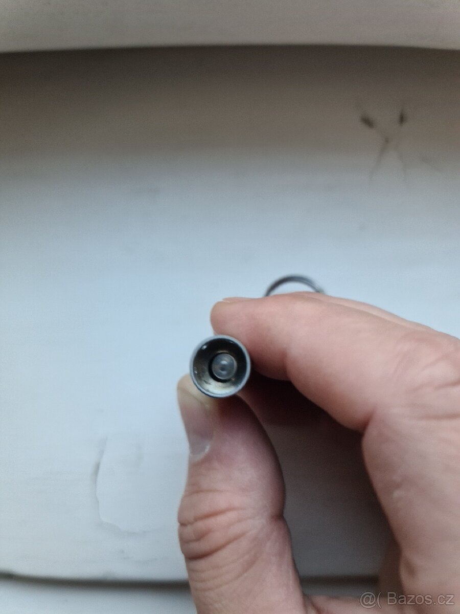 UV baterka/lampička na klíče - 2