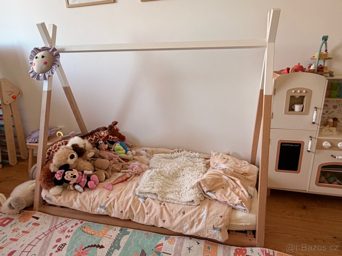 Child bed with full set - 2