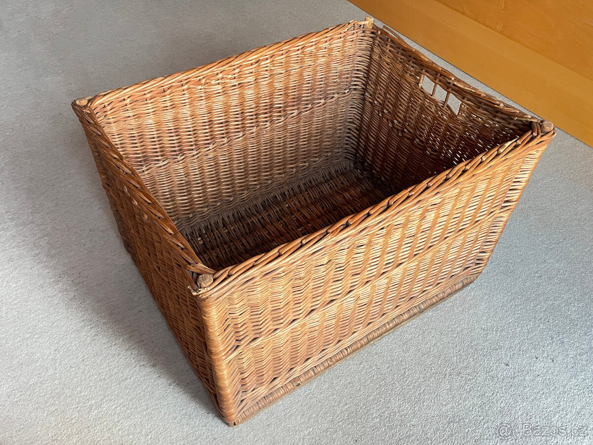 Velký proutěný koš - 2