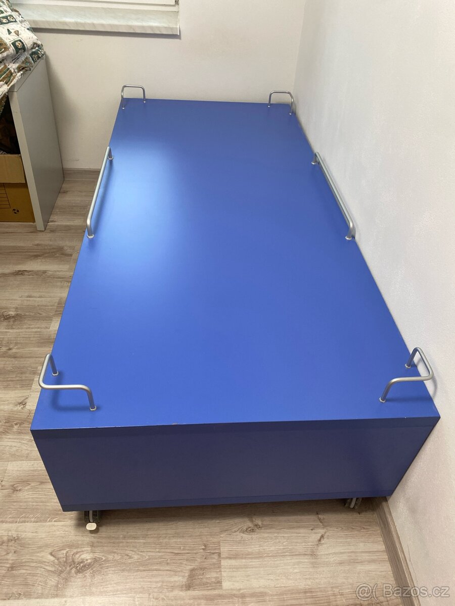 DĚTSKÁ POSTEL Z MASIVU - 2