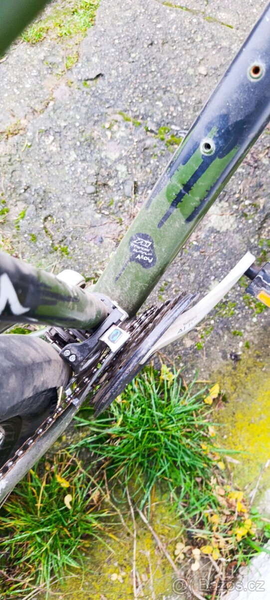 Horské kolo Specialized - 2