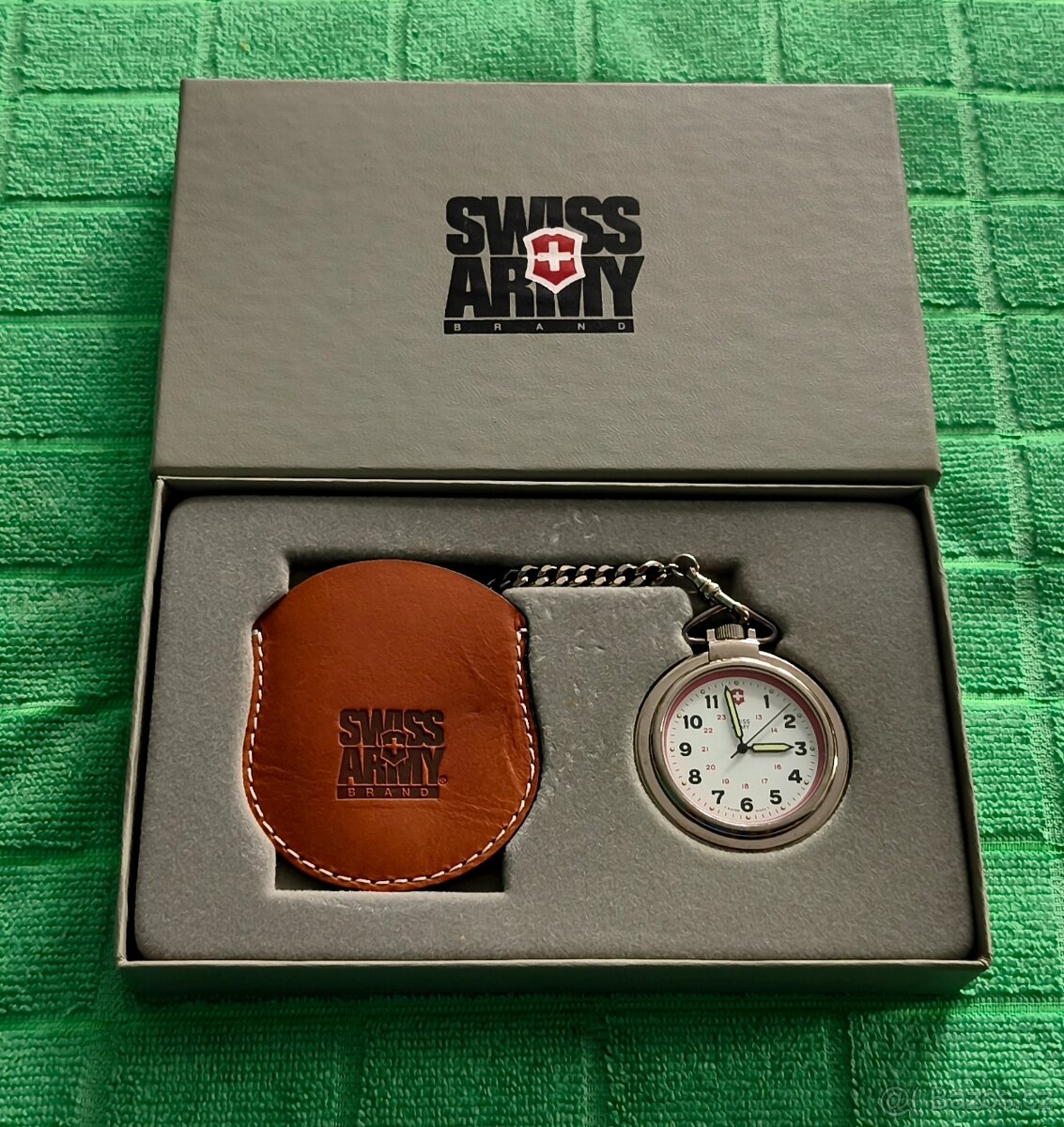 SWISS ARMY VRECKOVÉ HODINKY - 2