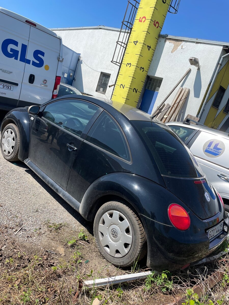 Vw new beetle 1.6 75kw NA OPRAVU - 2