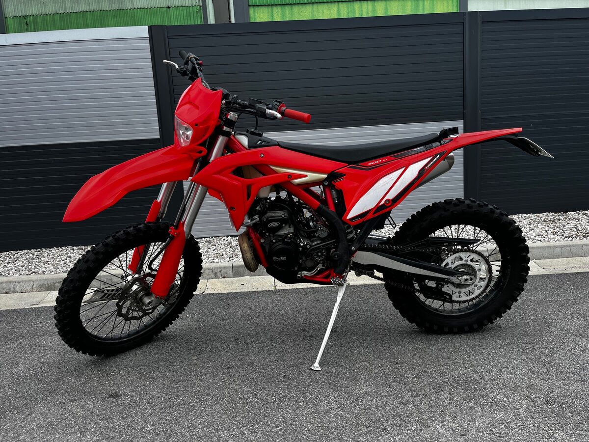 Beta Xtrainer 300 – r.v. 2023, 100 mth