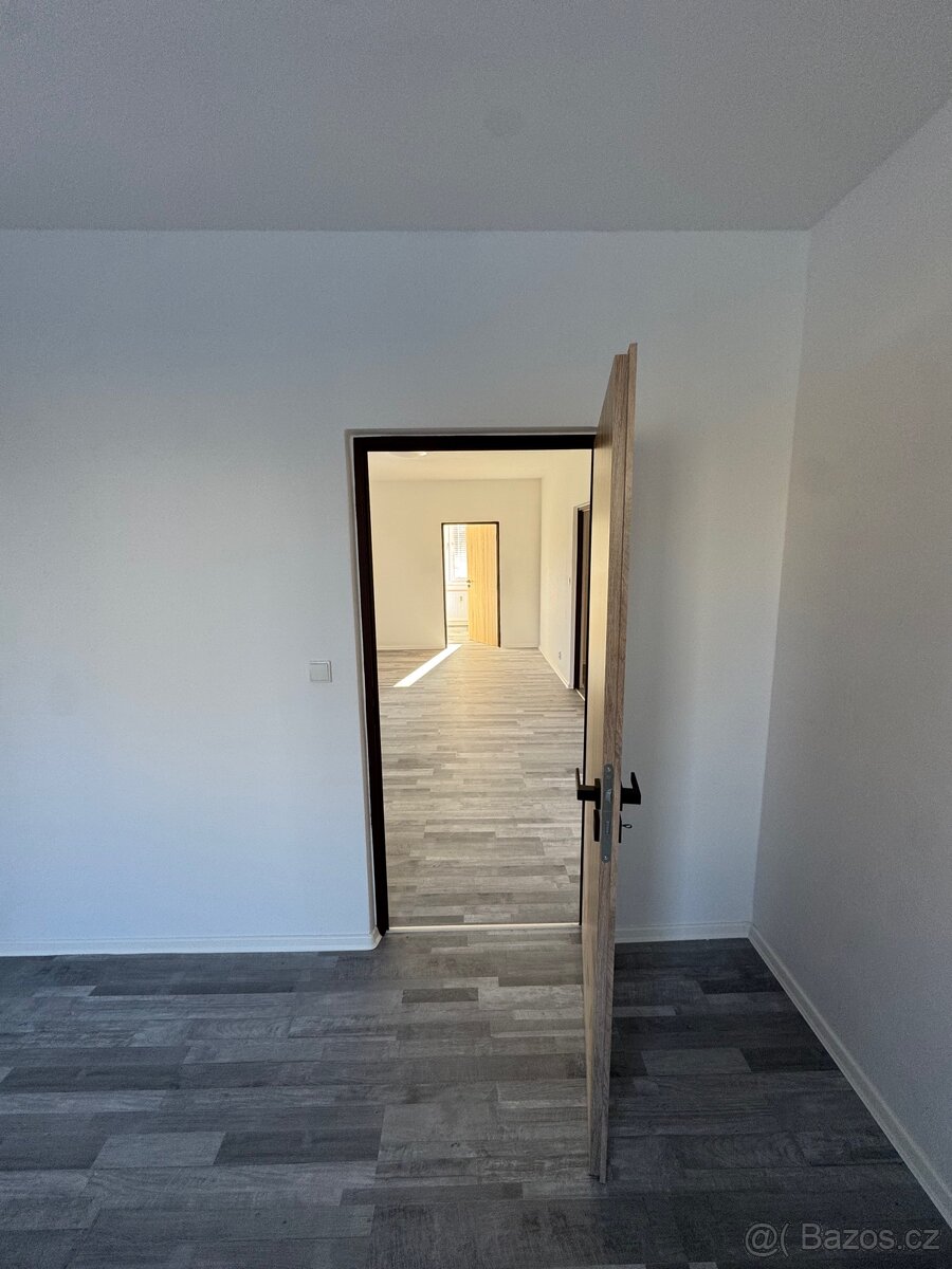 Prodej bytu 4+1, 80 m² - 2