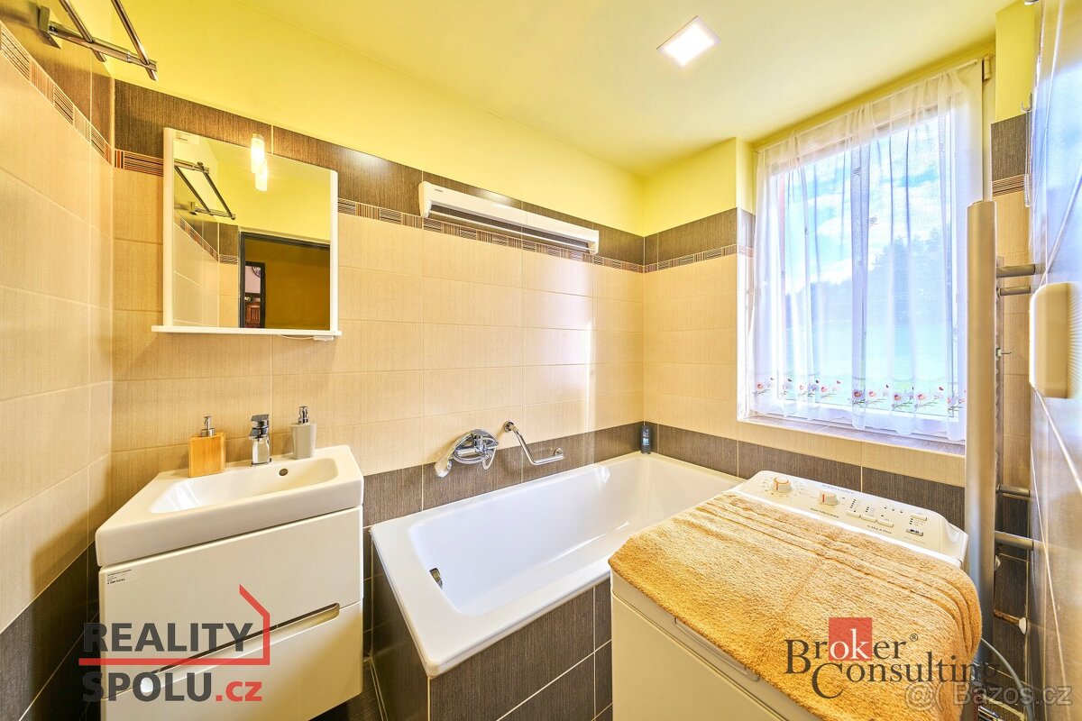 Prodej, byty/3+1, 78 m2, Josefa Tippelta 144, 54226 Horní Ma - 2