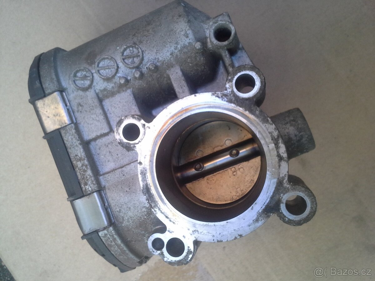 Fiat Punto 2 , 1.2 16v , světla , klapa, spínače.airbag aj. - 2