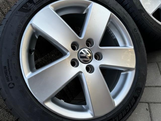 Orig.ALU sada r17 VW PASSAT B7,B8 5ks+zánovní MICHELIN - 2