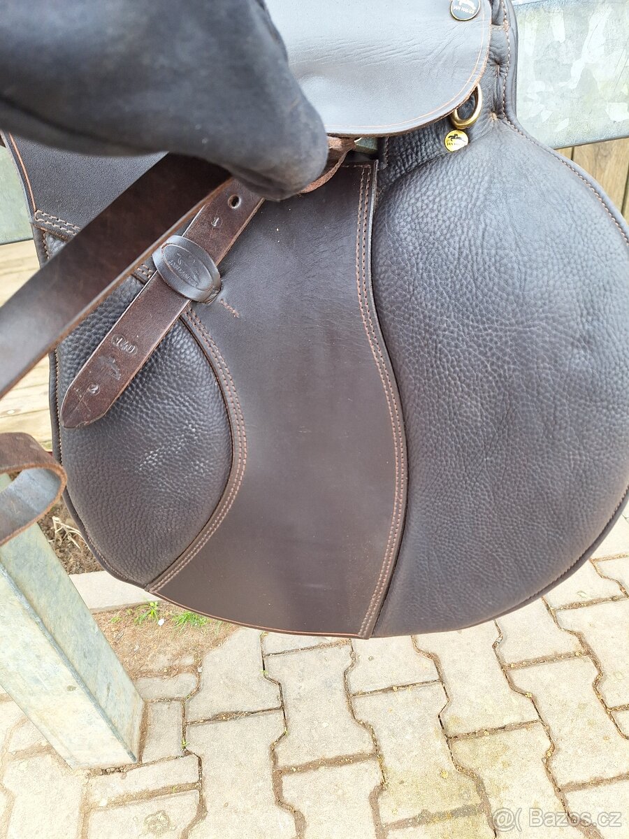 univerzální sedlo Jan Hauzr Exprisi 17,5/3 - 2