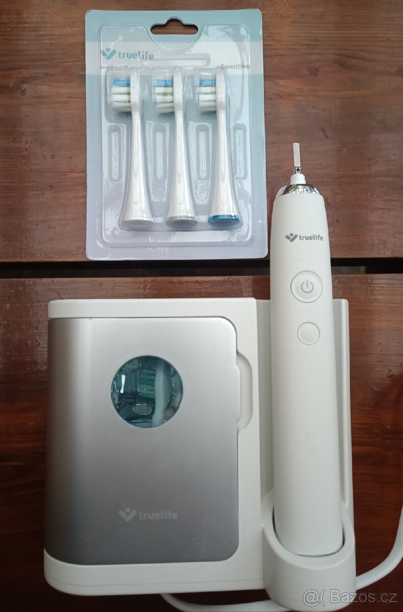 Zubní kartáček SonicBrush UV - 2