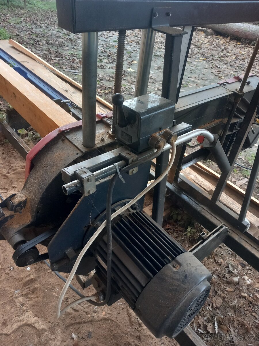 Kmenová pásová pila - 2