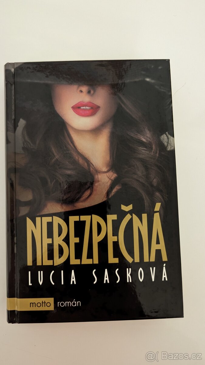 Láska mluví francouzsky, Deníky Carrie B., Ztráty a nálezy - 2